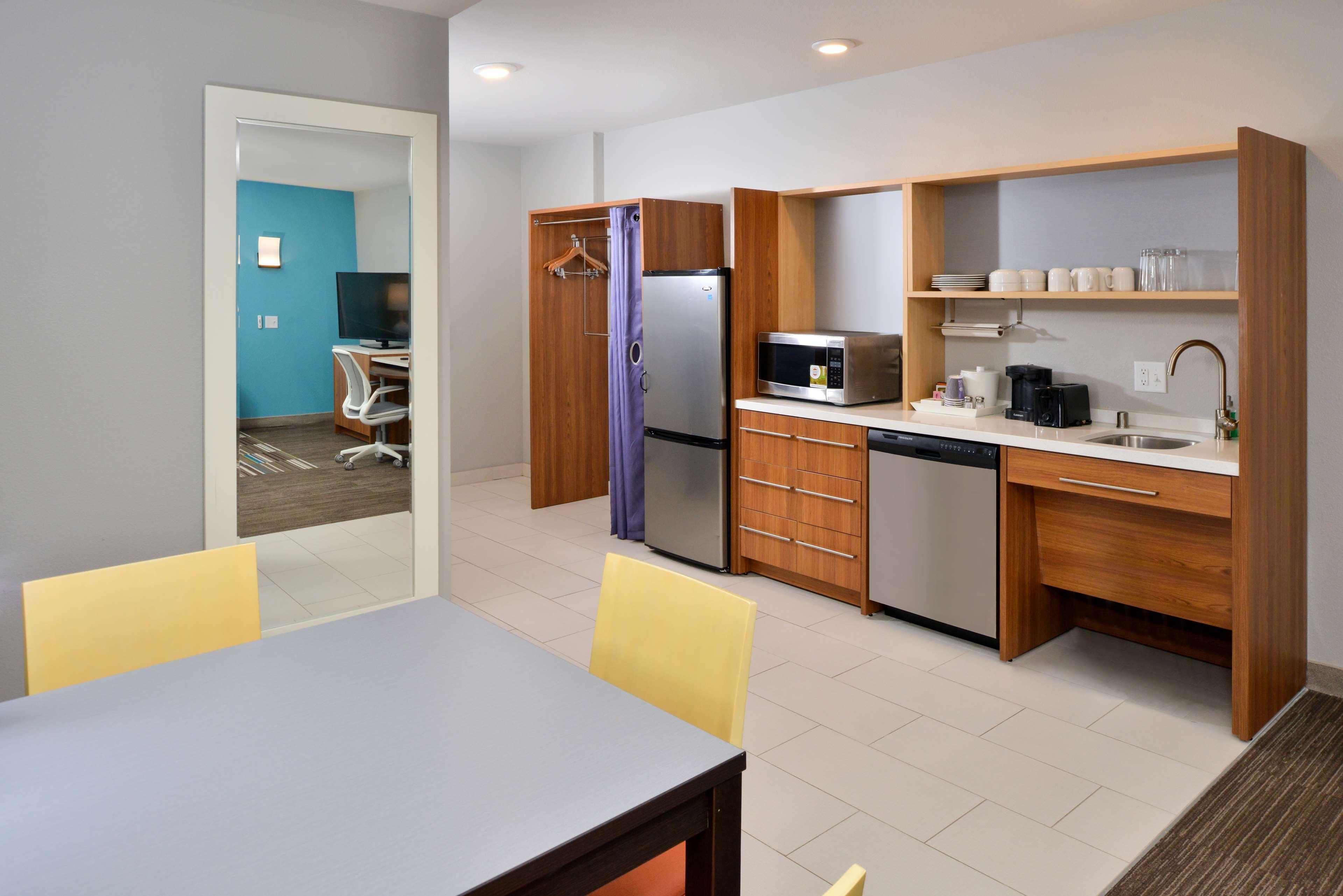 Home2 Suites By Hilton Portland Хилсборо Экстерьер фото