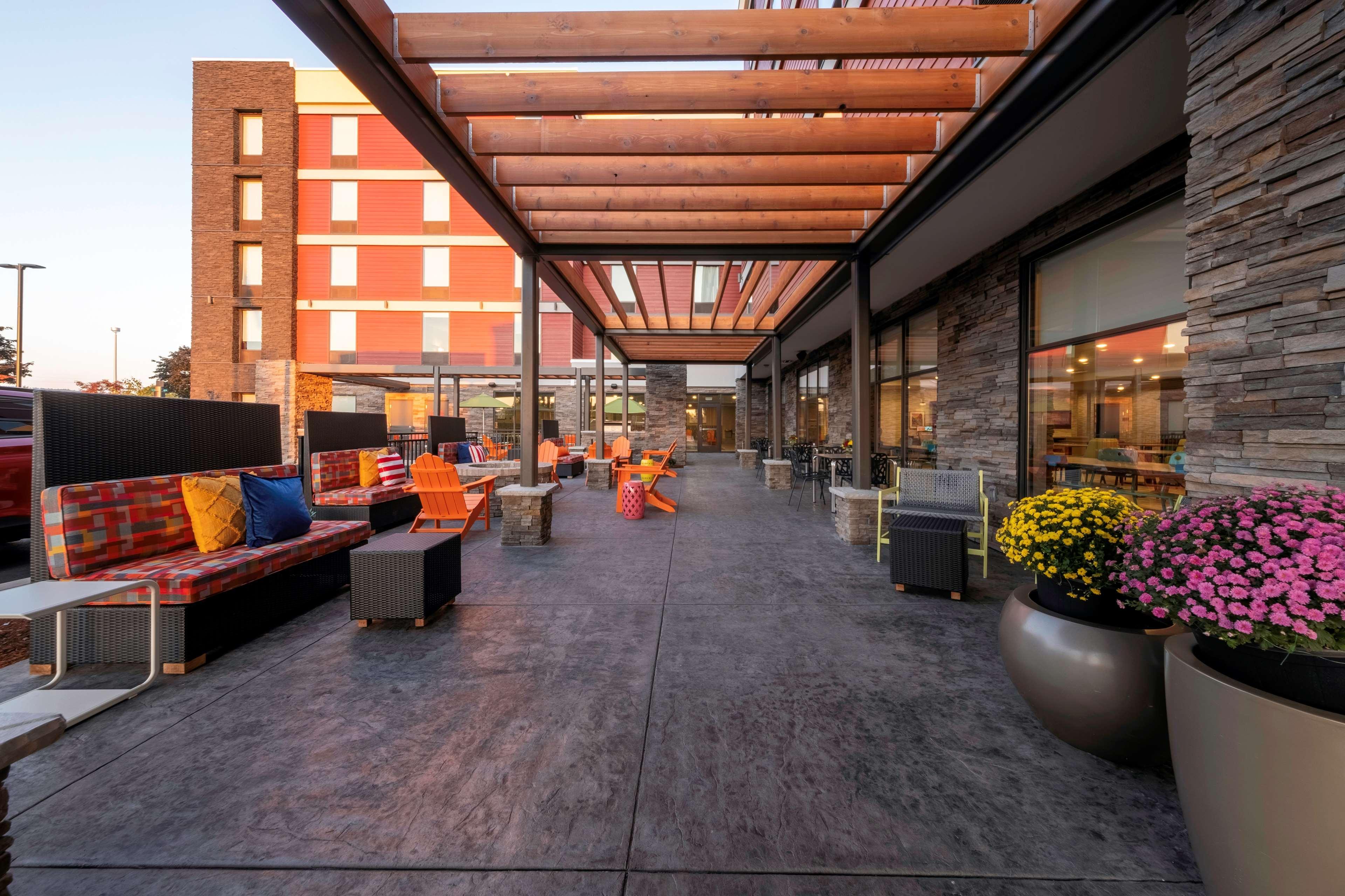 Home2 Suites By Hilton Portland Хилсборо Экстерьер фото