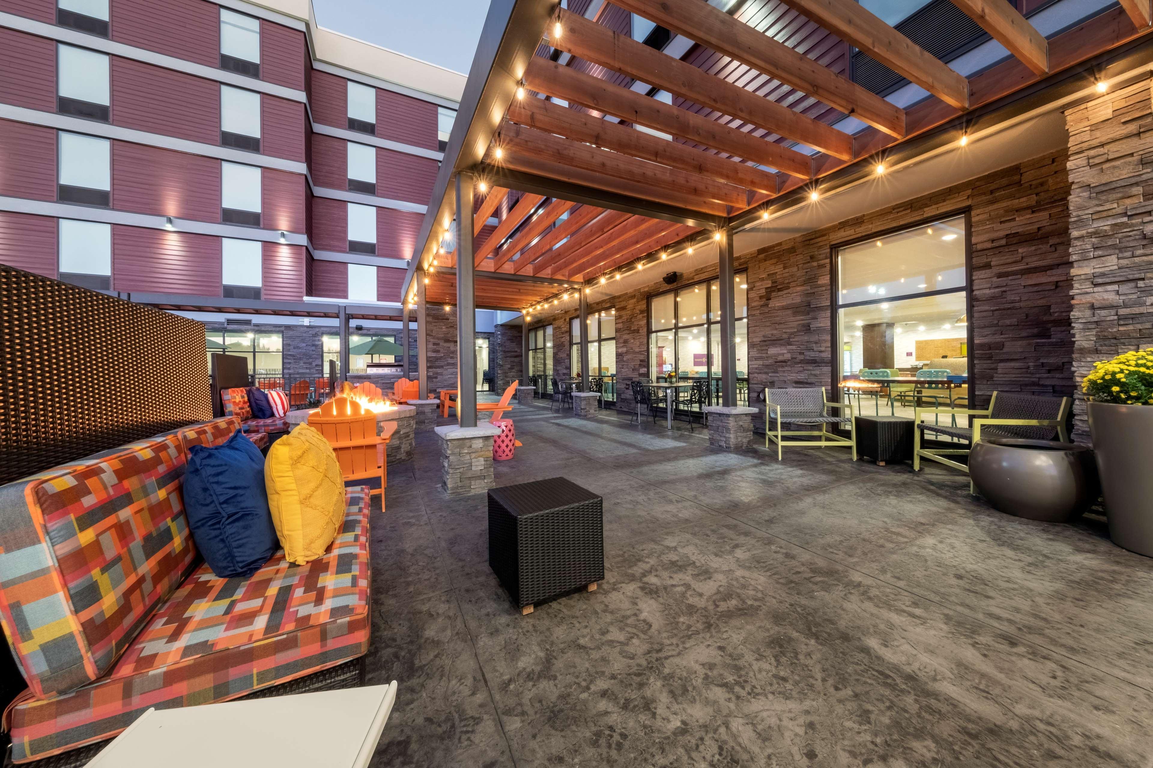 Home2 Suites By Hilton Portland Хилсборо Экстерьер фото