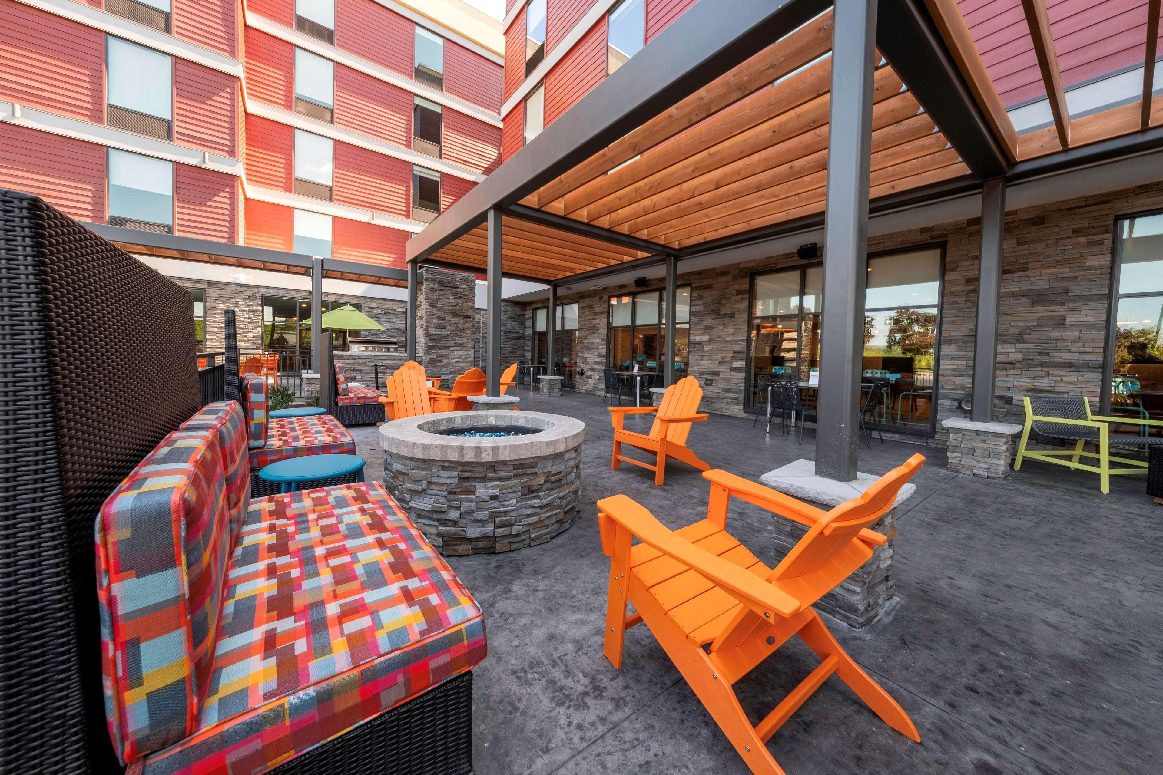 Home2 Suites By Hilton Portland Хилсборо Экстерьер фото