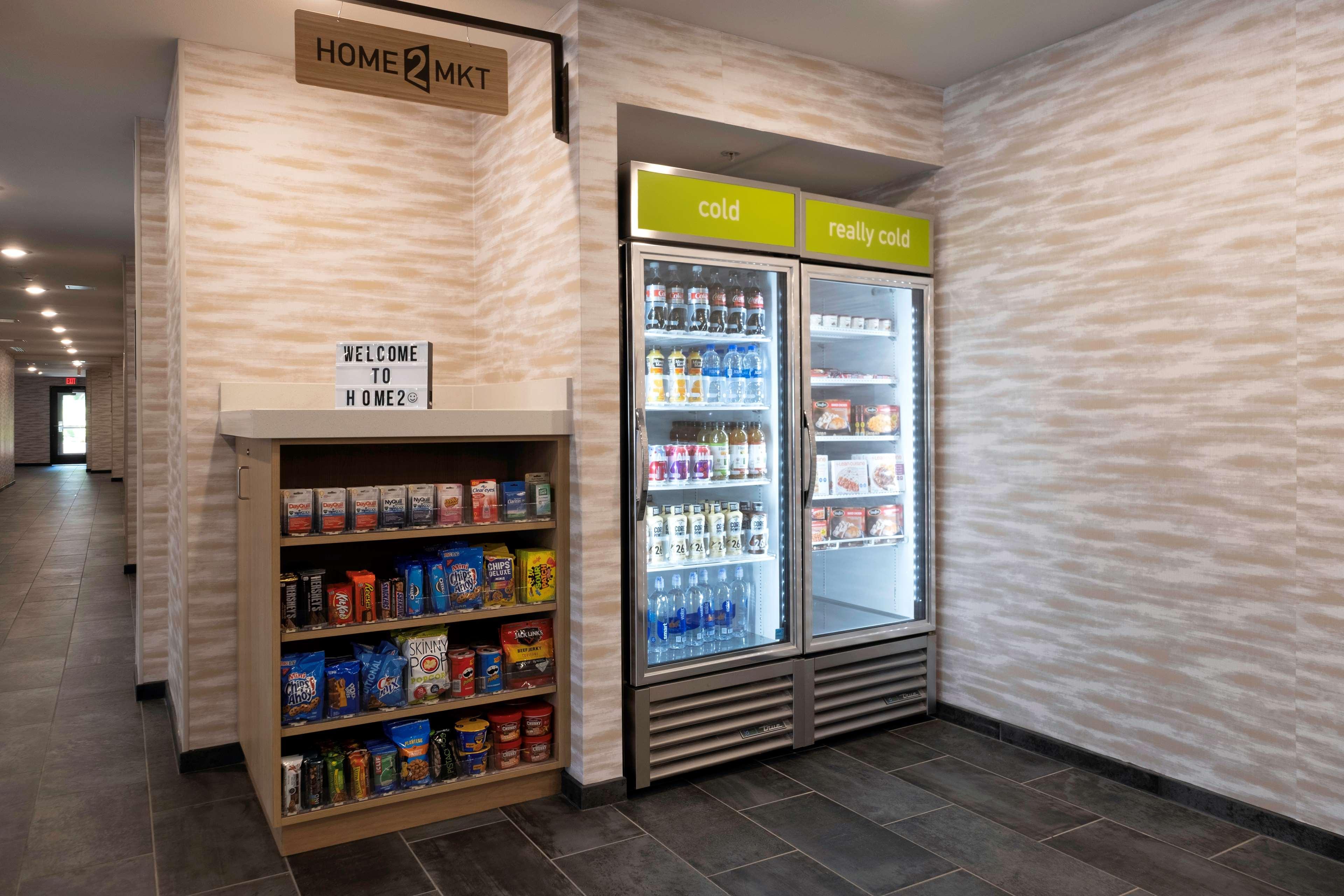 Home2 Suites By Hilton Portland Хилсборо Экстерьер фото