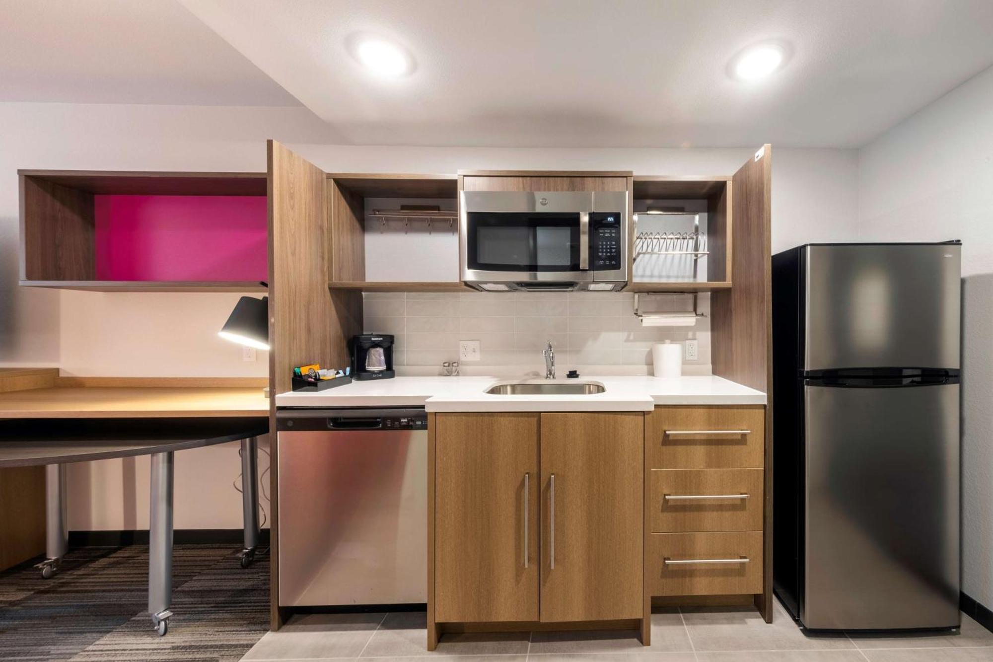 Home2 Suites By Hilton Portland Хилсборо Экстерьер фото